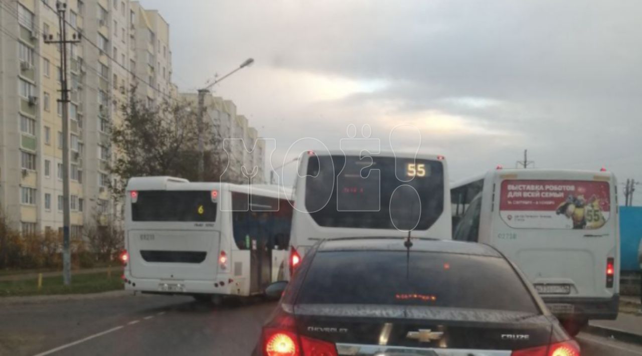 Воронежцы пожаловались на&nbsp;вопиющее нарушение ПДД водителями автобусов