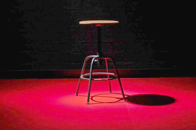 Главное за ночь. 10-летнюю девочку подозревают в убийстве матери табуреткой