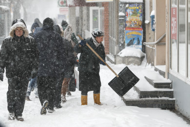 Жёлтый уровень погодной опасности объявят в Воронежской области из-за снега