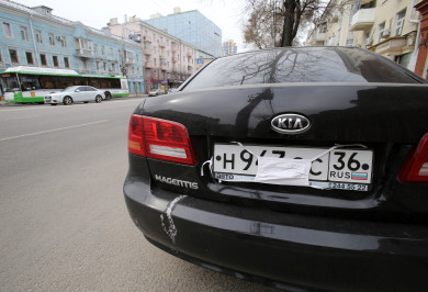 Когда начнут эвакуировать припаркованные без номеров автомобили в Воронеже
