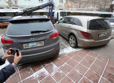 Выяснилось, сколько авто с нечитаемыми номерами эвакуировали в Воронеже в среду, 29 ноября