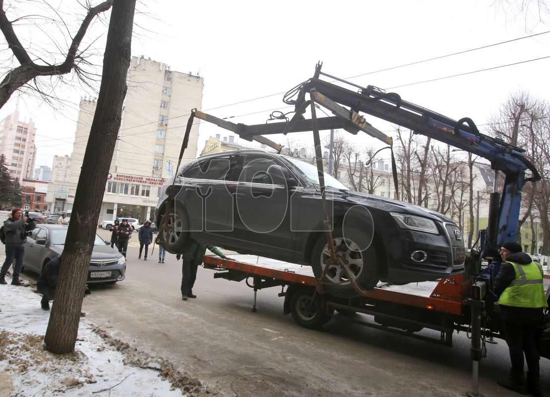 Число эвакуированных машин со&nbsp;скрытыми номерами выросло в&nbsp;Воронеже