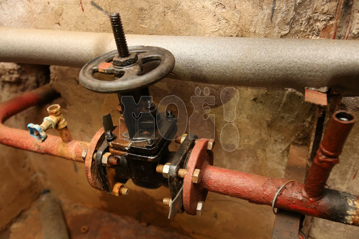 <p>Заставочное фото</p>