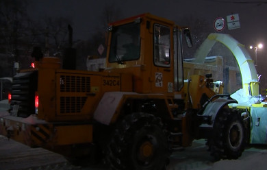 В Воронеже по ночам продолжат перекрывать улицы для вывоза снега