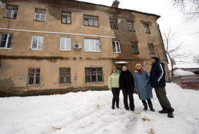 «До капремонта, которого мы ждём уже десять лет, наш дом точно не дотянет»