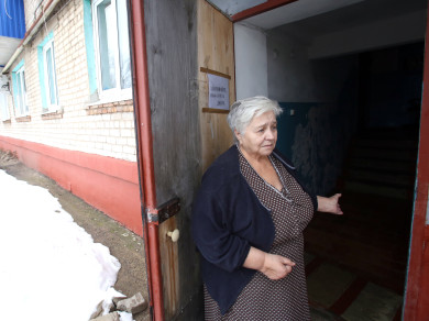 Под Новый год в подъезде дома в Воронежской области нашли младенца