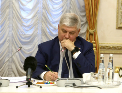 Губернатор извинился перед воронежцами за проблемы с транспортом