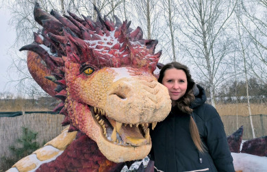«Коша — это хозяин восточного сада»: белгородка создала своими руками двух драконов