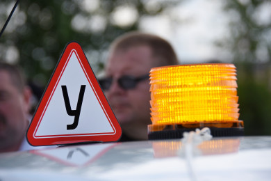 Воронежцам продлили водительские права