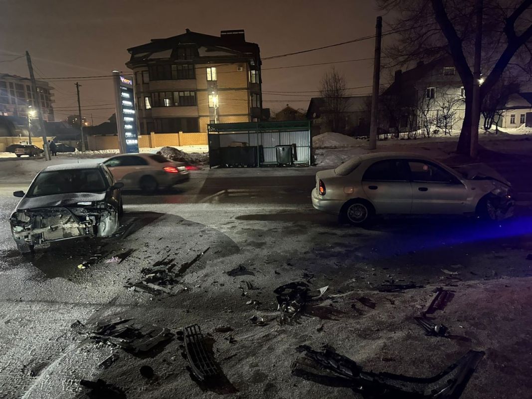 Два человека пострадали в лобовом ДТП в Воронеже&nbsp;