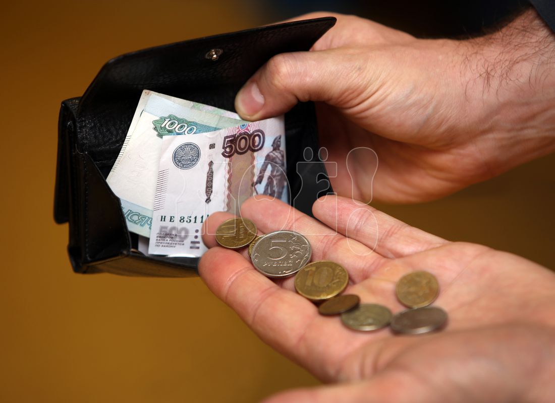 Мошенники высмеяли воронежца, который «помог» своей жене перевести деньги аферистам