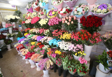 В Воронеже подорожали цветы: во сколько обойдётся букет на 8 Марта