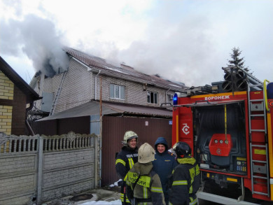 Пожар, вспыхнувший в воронежском пансионате с лежачими пациентами, потушили 