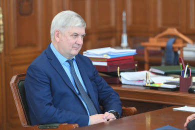Губернатор обсудил реализацию послания президента в Воронежской области