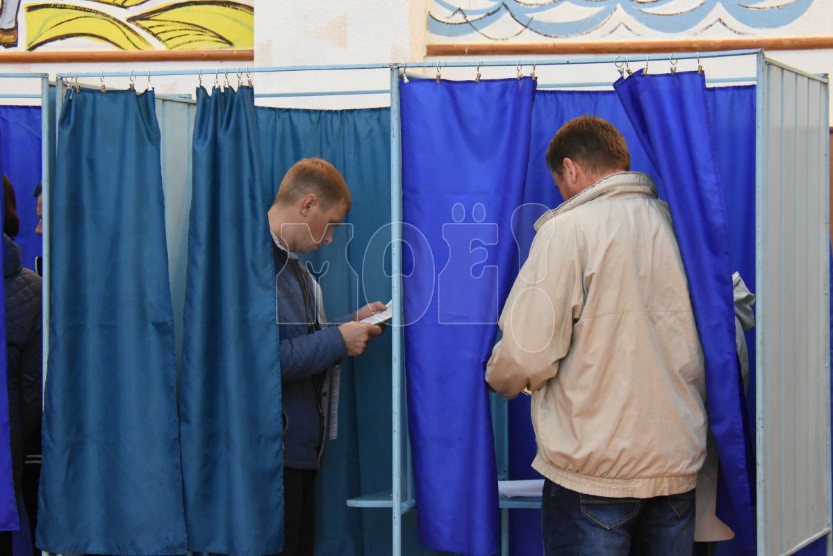 <p>Заставочное фото</p>