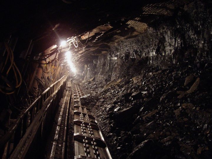 Главное за ночь. 13 человек оказались под завалами в шахте после обрушения