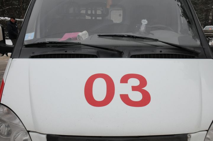 Девушка, выпавшая из окна многоэтажки в Воронеже, умерла на месте