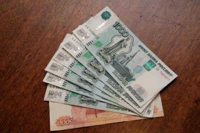 Преподаватель воронежского вуза перевёл более миллиона рублей аферистам