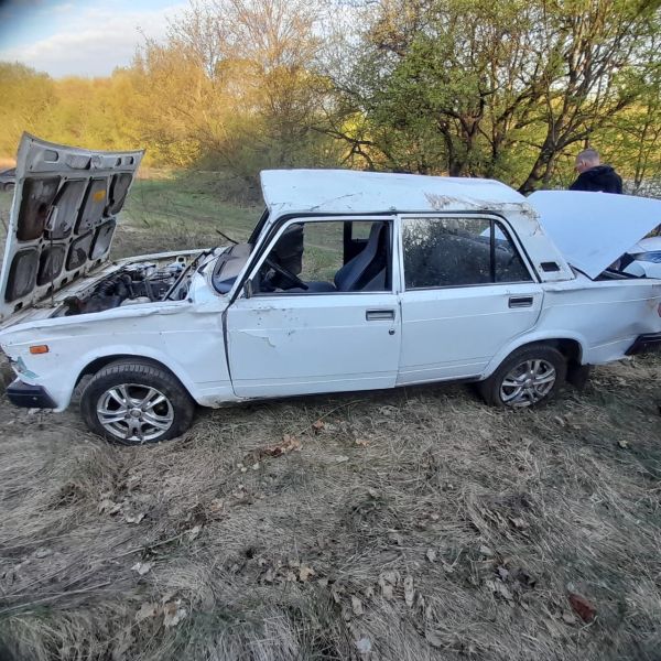 Юный водитель и его пассажир пострадали в ДТП в Воронежской области