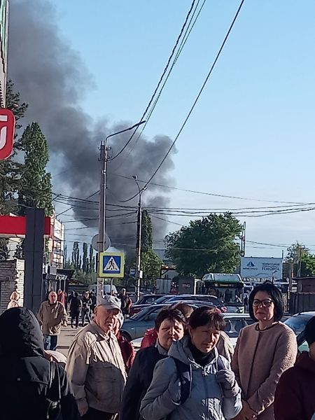 «Видно за несколько километров»: воронежцев напугал столб дыма в районе Машмета