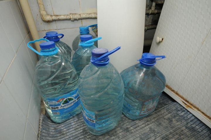 Новое повреждение водовода нашли рабочие во время устранения масштабной аварии в Воронеже