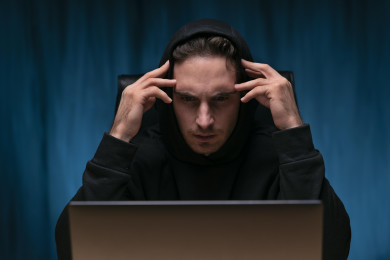 Воронежанка потеряла все сбережения, пытаясь продать памперсы