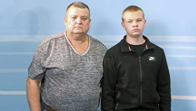 Офицер избил ученика кадетской школы Воронежа древком флага России