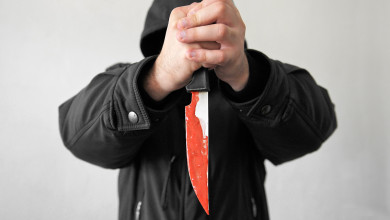 Мужчина жестоко расправился с бывшей женой на глазах троих детей под Воронежем