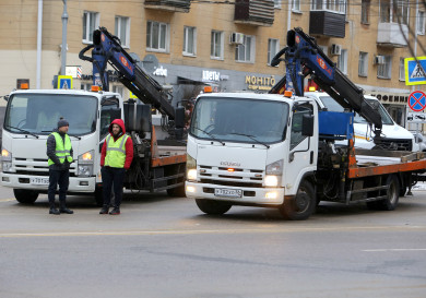 Почти 200 машин эвакуировали в Воронеже