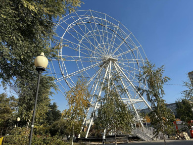 Накатались. Почему демонтируют колесо обозрения у «Арены»?