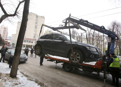 Выяснилось, сколько авто эвакуировали в Воронеже