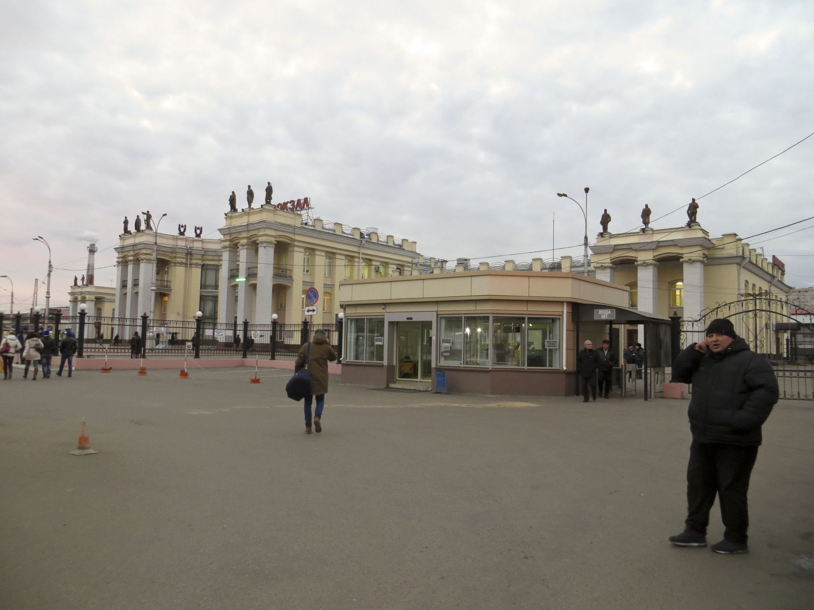 Запретят парковку у&nbsp;ж/д вокзала «Воронеж-1»