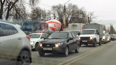 Почему воронежцы по утрам стоят в ужасающих пробках на левом берегу