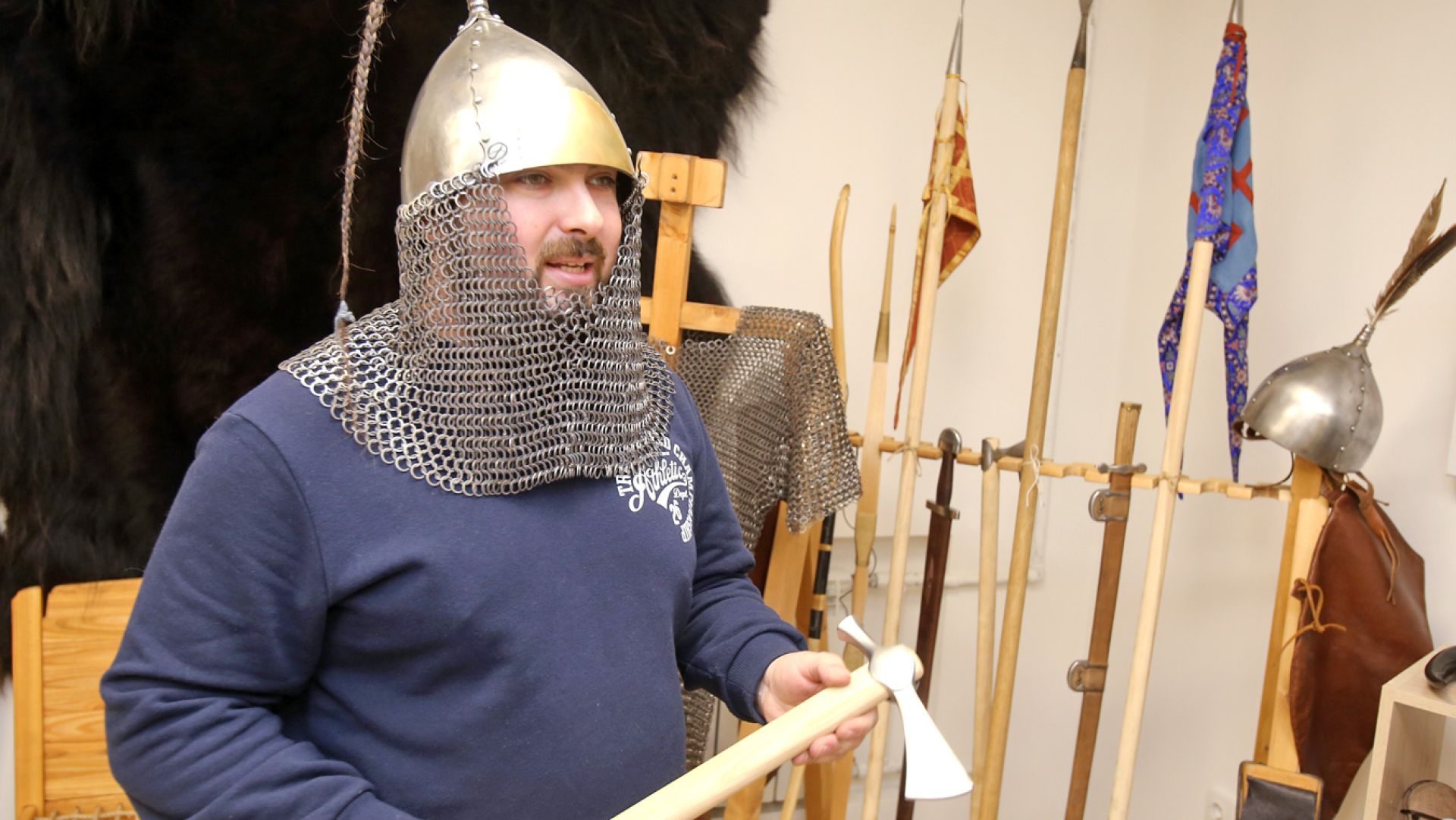 Необычный музей, где можно потрогать сабли и&nbsp;примерить тяжёлый шлем, появился в&nbsp;Воронеже