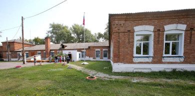 Родители воронежских школьников: «Детей не кормят в столовой из-за якобы опасной воды»