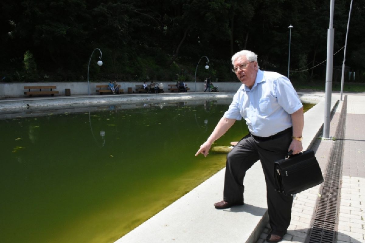 «Посреди Центрального парка Воронежа — смертельная ловушка для детей!»