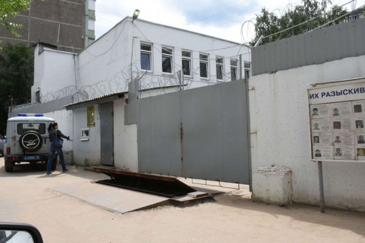 Так выглядит вход в отдел полиции №4 в Северном районе.