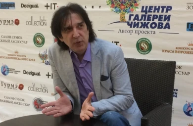 Кай Метов в Воронеже рассказал, почему подарил Волочковой БМВ, а Киркорову — газонокосилку