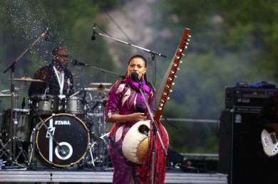 Норвежское горловое пение и исландский рок: чем удивляли воронежцев участники «М...