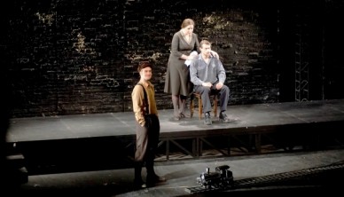 Песок на голову и джаз — театр им. Ленсовета представил воронежцам своё видение ...