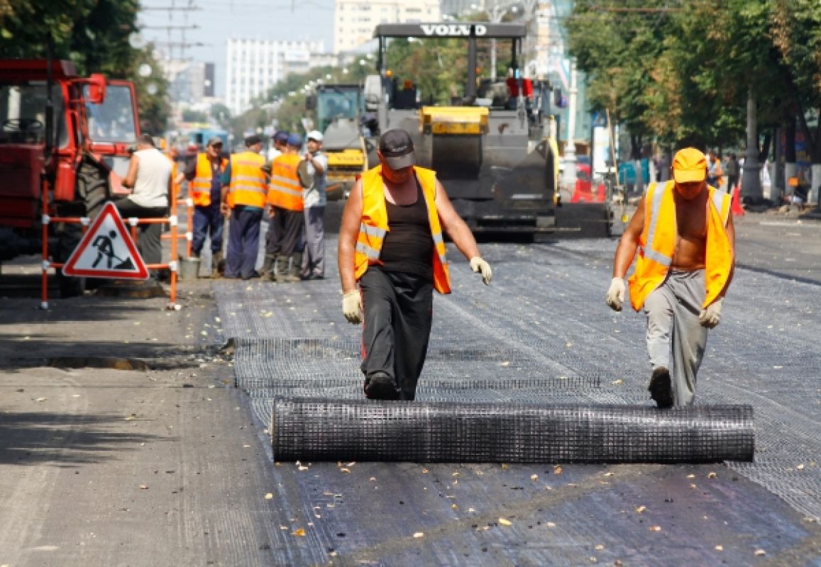 Губернатор потребовал ремонтировать дороги в Воронеже только по ночам