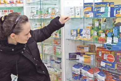 Рецептурные препараты запретили продавать свободно