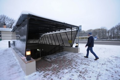 После публикации в «МОЁ!» в переходе у «Олимпика» решили проблему скользких ступ...