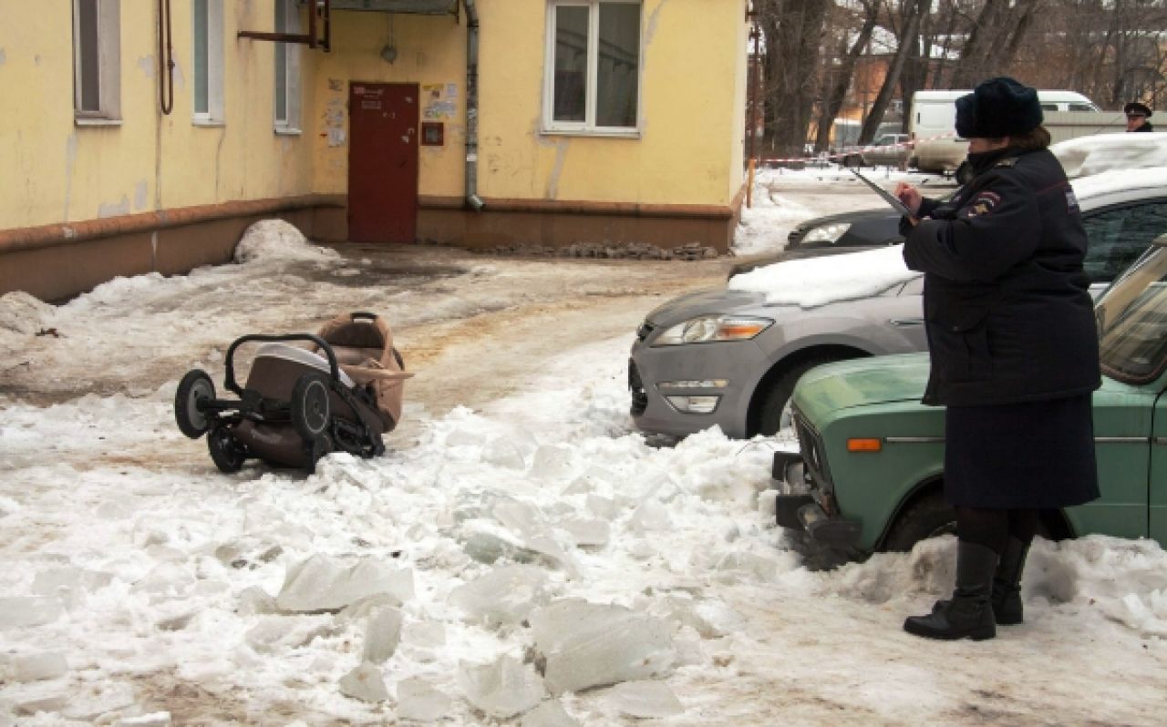 Коляска на ул. Ржевской