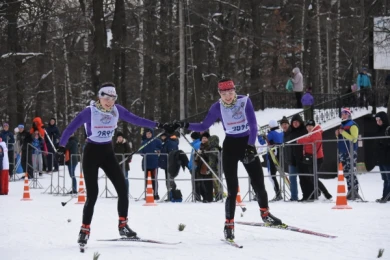 «Лыжню России» в Воронеже выиграли близняшки