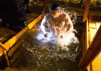 Число участников крещенских купаний в Воронеже в этом году выросло на 31%