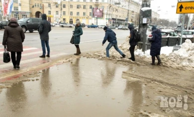 В Воронеже затопило переход у «Детского мира»