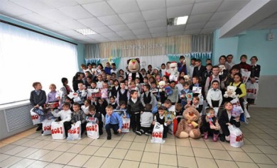 Читатели «МОЁ!» подарили праздник 117 детям из бутурлиновской школы-интерната
