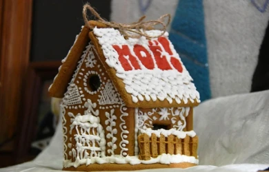 Мастер-класс: делаем рождественский пряничный домик своими руками