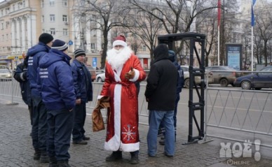 На площадь Ленина в праздники можно будет попасть только через рамки металлоиска...
